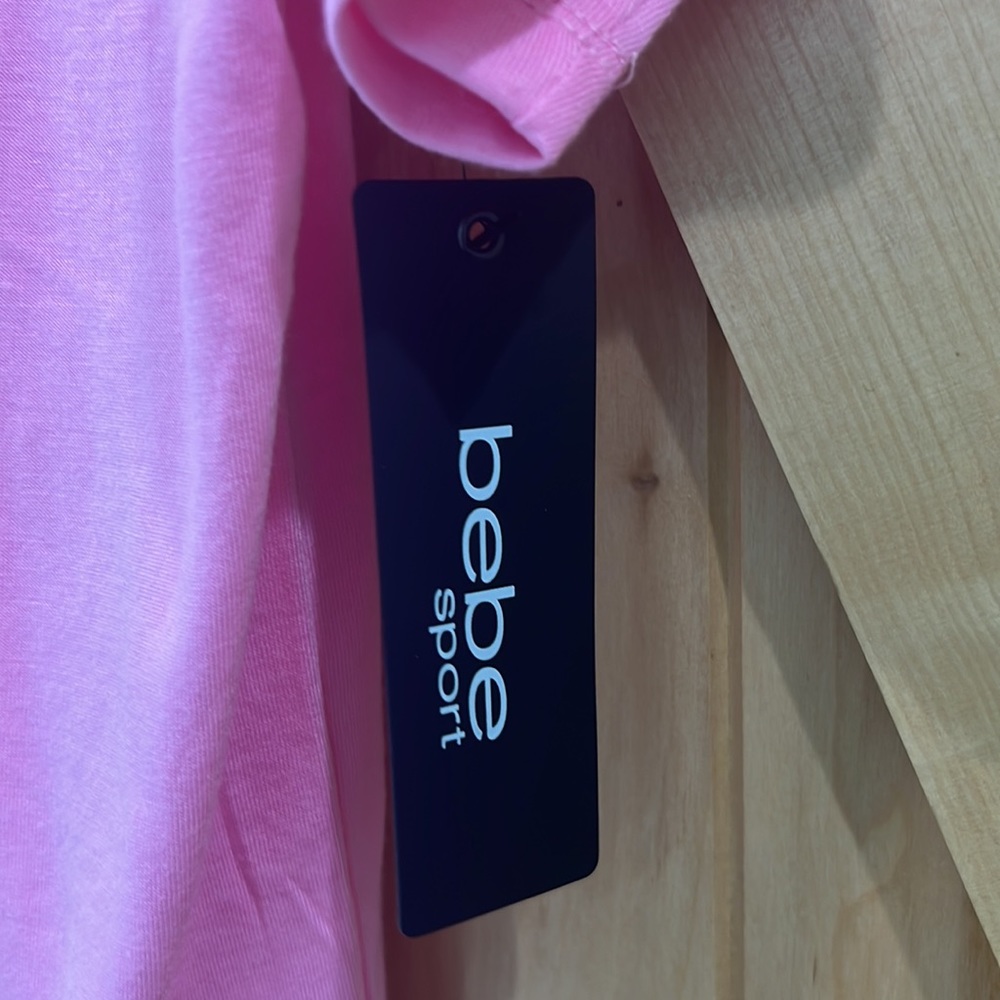 Women’s bebe sport raised logo tee in begonia pink small - Picture 4 of 8